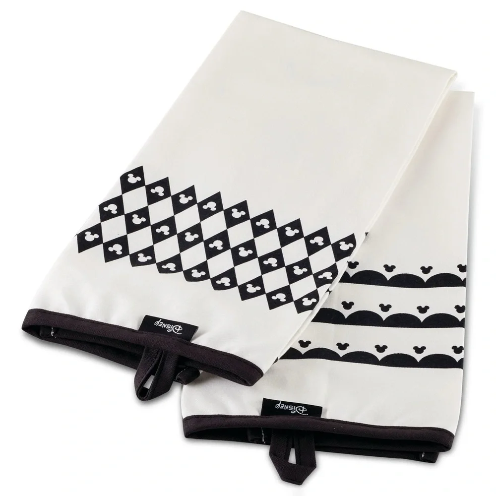 DISNEY SET OF 2 COTTON TEA DISH TOWELS MICKEY MOUSE BLACK AND WHITE NWT